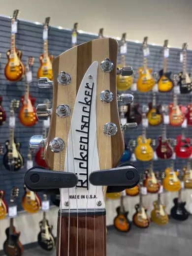 Rickenbacker - 330 MG 4